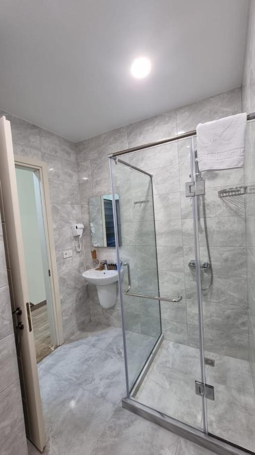 Gg Aparthotel Batumi Ngoại thất bức ảnh