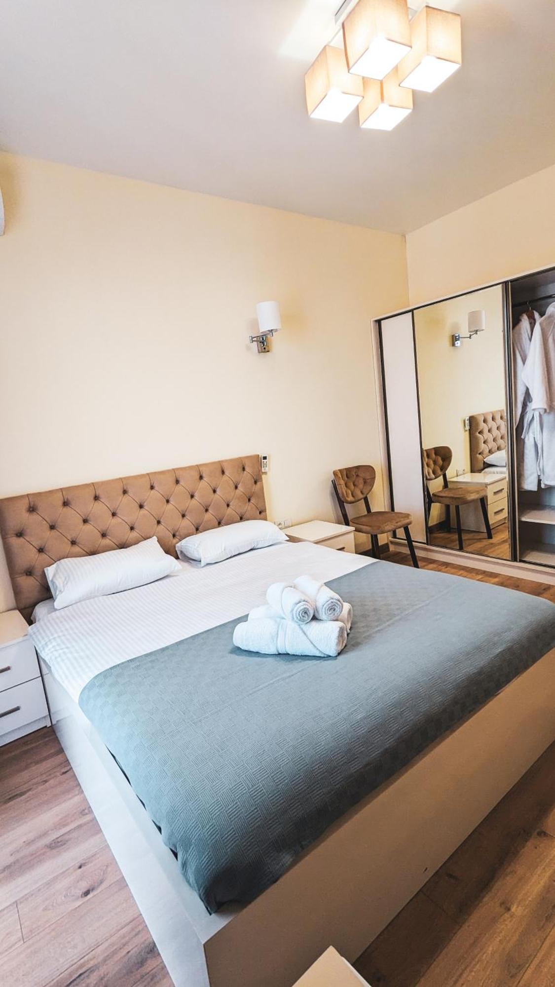 Gg Aparthotel Batumi Ngoại thất bức ảnh