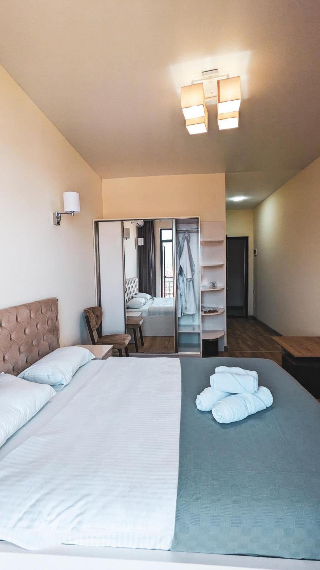 Gg Aparthotel Batumi Ngoại thất bức ảnh