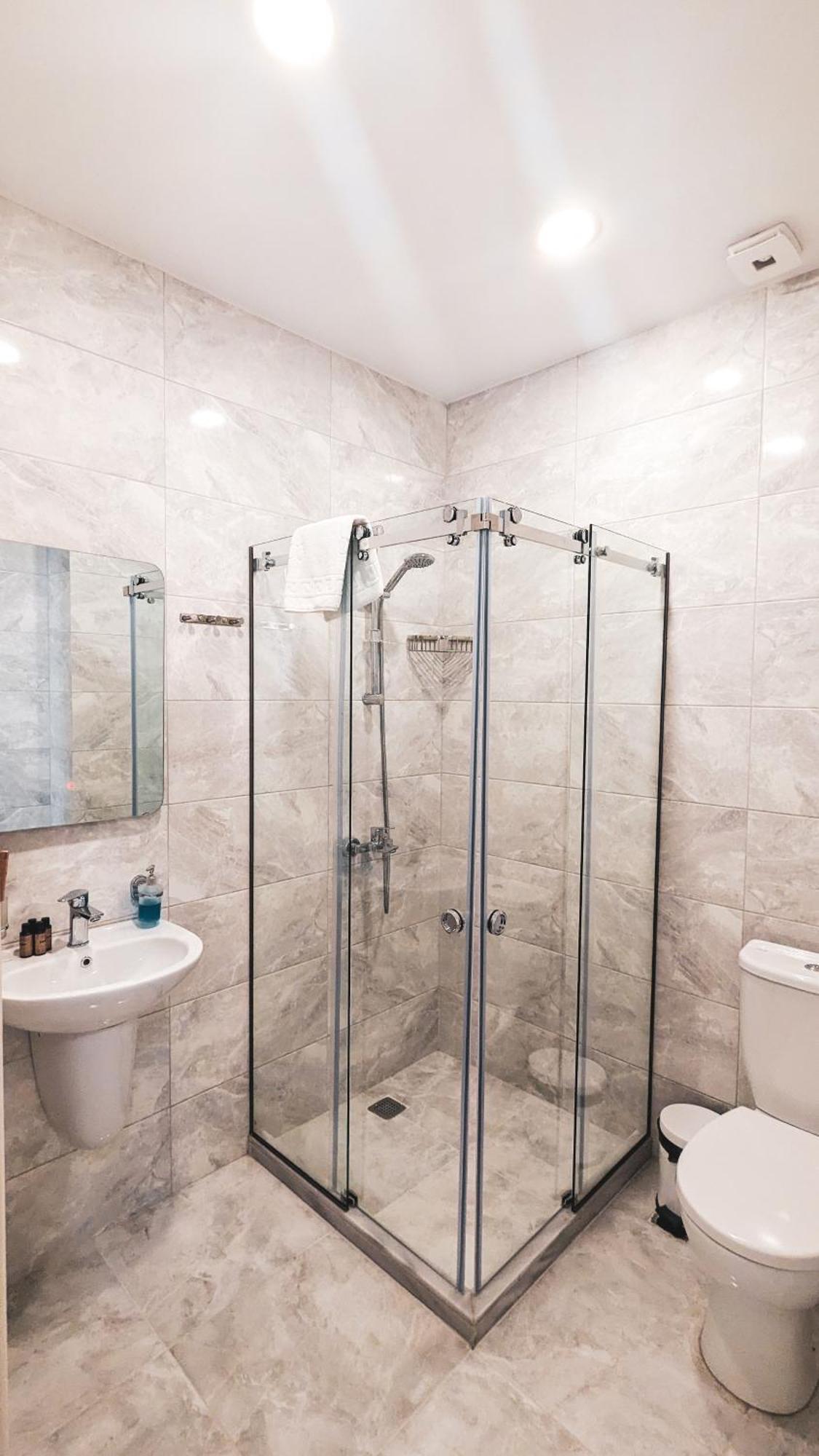 Gg Aparthotel Batumi Ngoại thất bức ảnh
