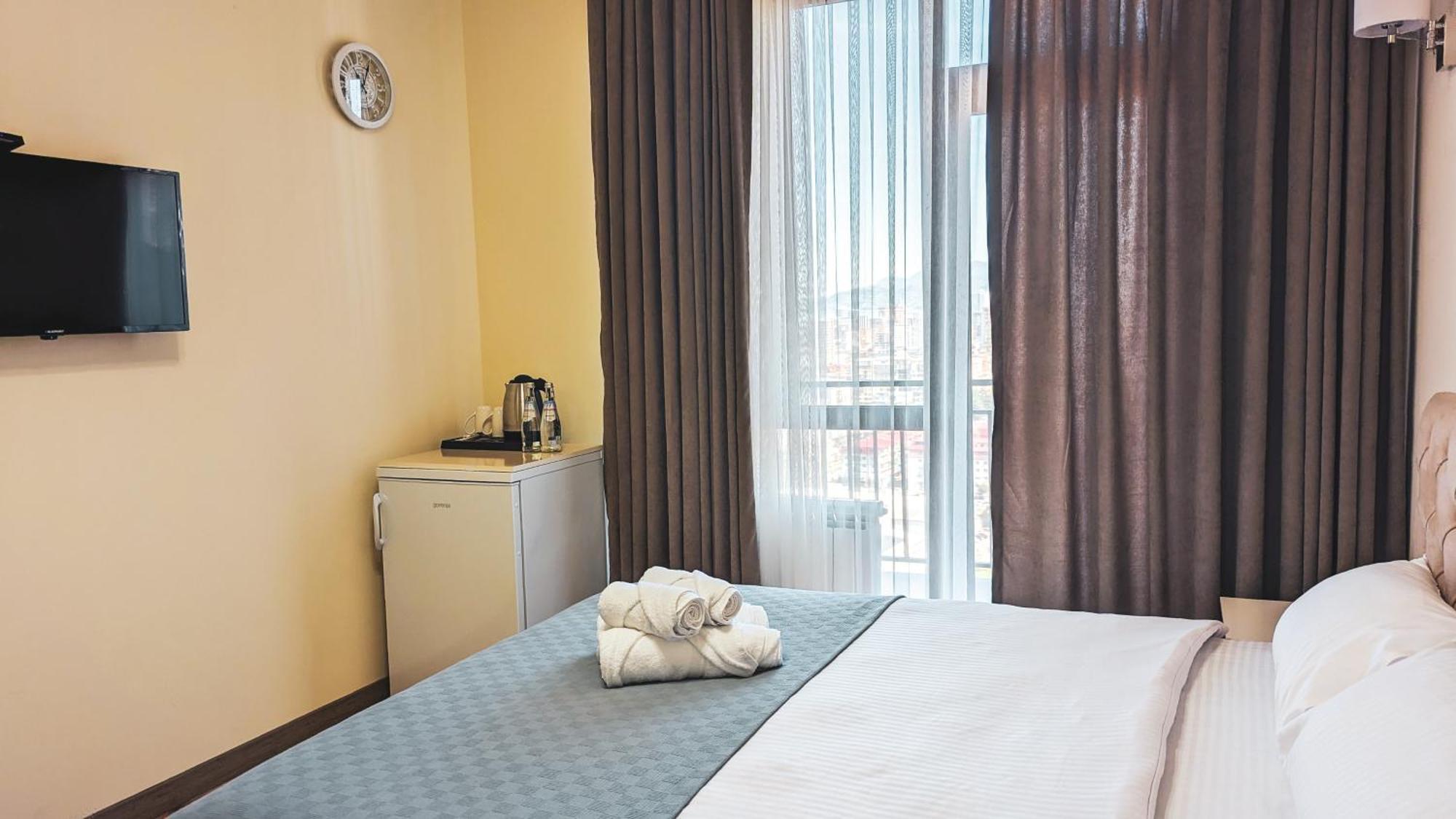 Gg Aparthotel Batumi Ngoại thất bức ảnh