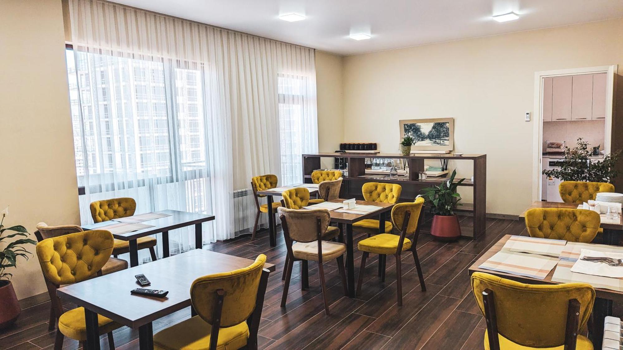 Gg Aparthotel Batumi Ngoại thất bức ảnh